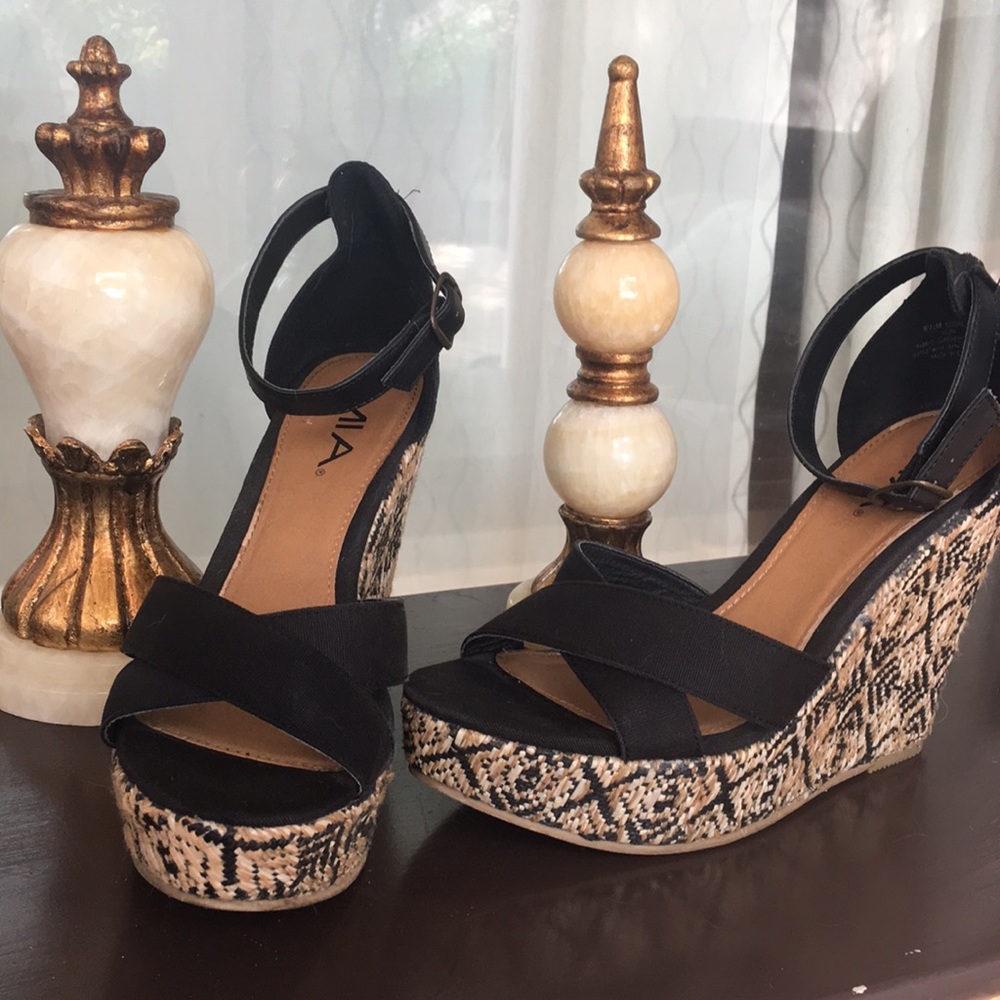 MIA strappy black boho wedges sandals
